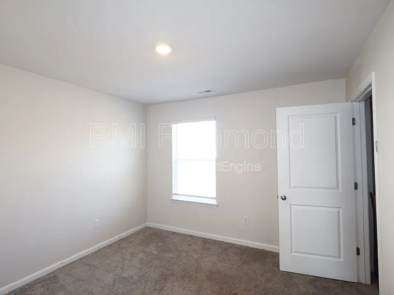 7001 Batten Ct — Photo 19