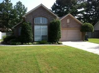 1929 S Brownstone Ct SW, Decatur, AL 35603