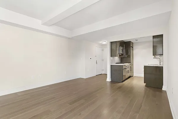 Rented by Compass | media 22