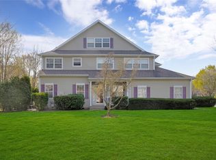 56 Avery Ct, Nesconset, NY 11767