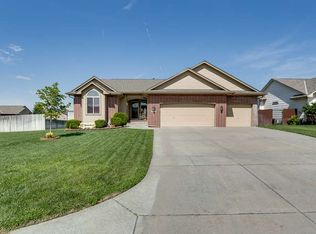 8010 W Havenhurst St, Wichita, KS 67205