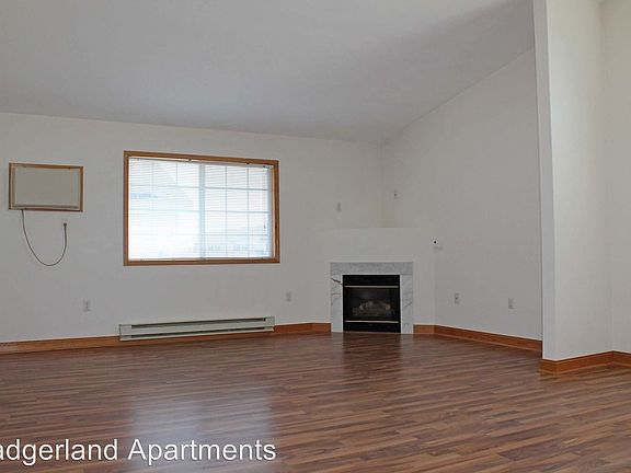 2nd image of 3512 Midvale Dr APT 3