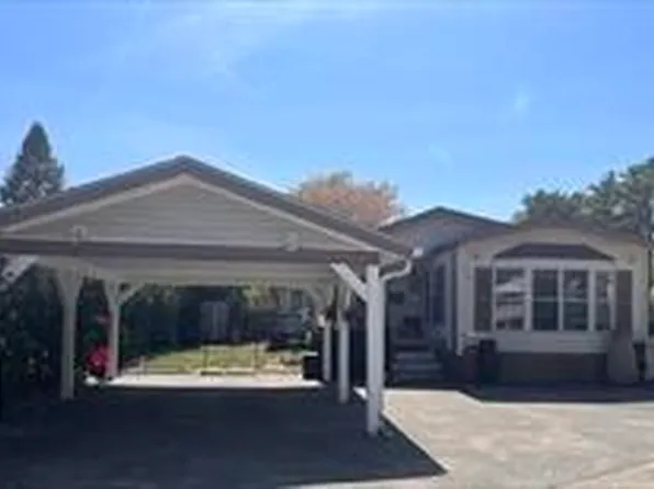 74 Kimberly Court, Wareham, MA 02571