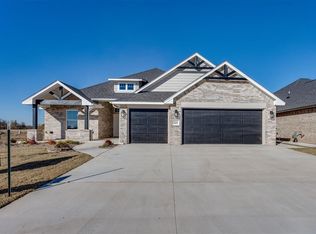 2233 SW 160th St, Oklahoma City, OK 73170