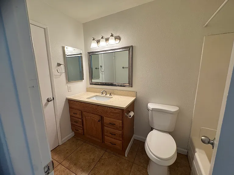 8108 N 33rd Dr #2 — Photo 9