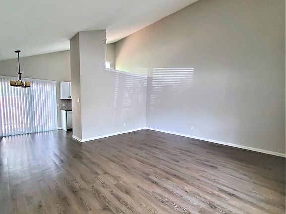 3rd image of 11907 Bell Ave #A