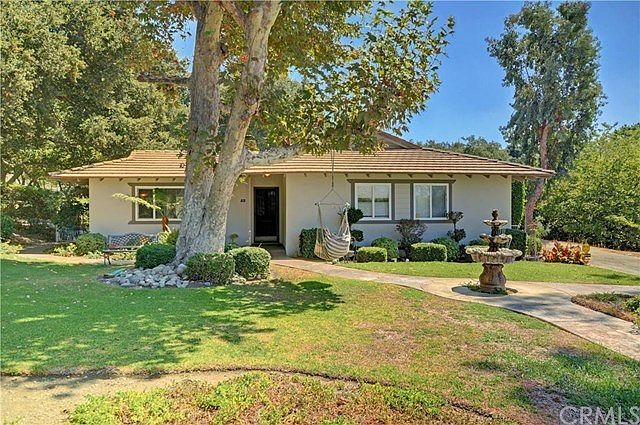 1st image of 525 E Sierra Madre Ave