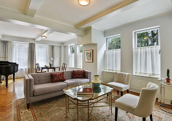 Sold by Compass | media 2