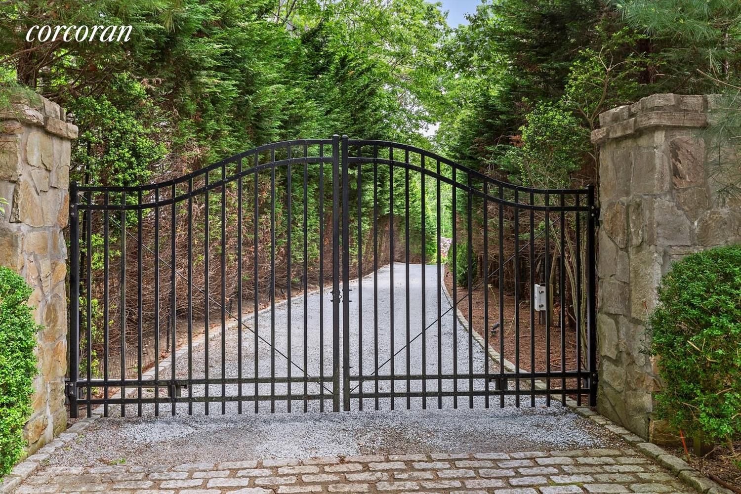  Automatic private front gate
