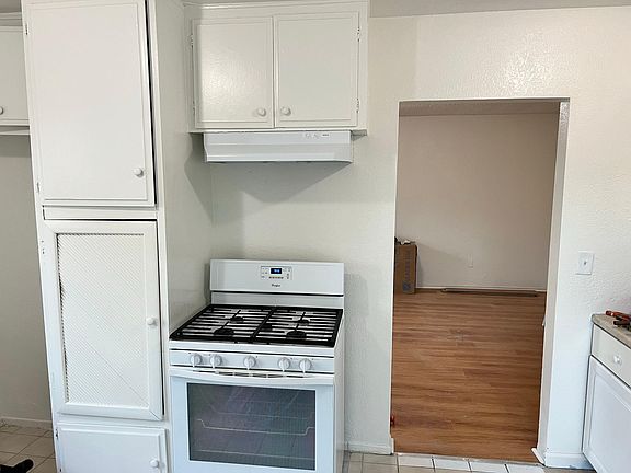 2nd image of 12241 Cheshire St APT 4