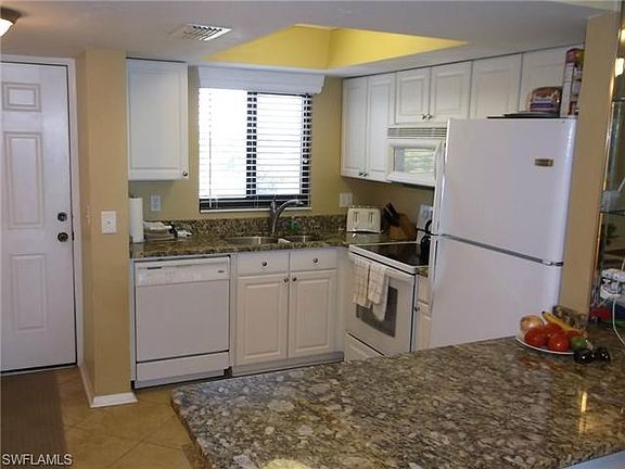 4th image of 4770 Estero Blvd #403