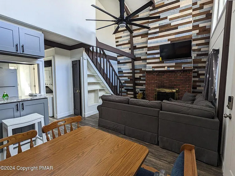 1186 Country Place Dr — Photo 12