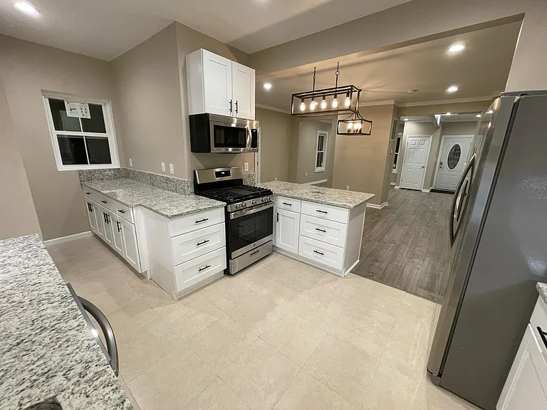 4023 Jones Bridge Rd — Photo 33