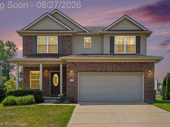 479 Princeton Dr, South Lyon, MI 48178