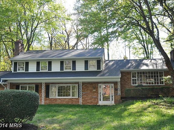 2nd image of 3624 Lido Pl