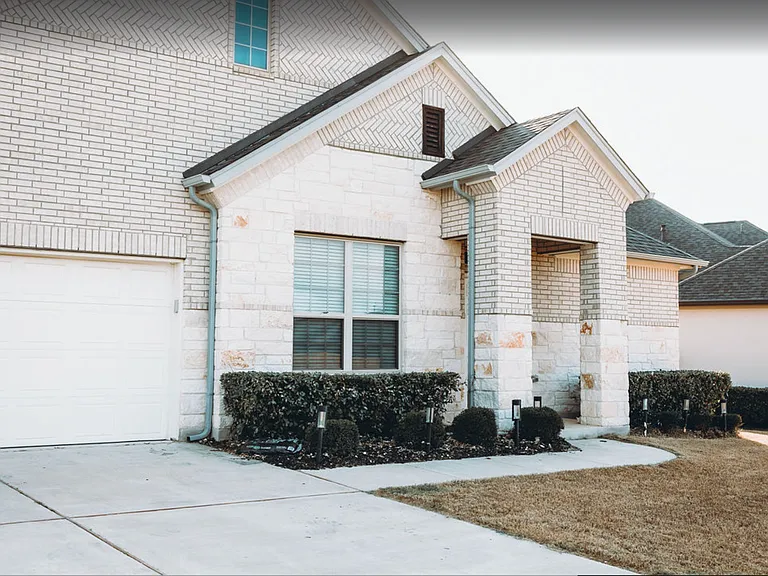 859 Arrowhead Ranch Blvd — Photo 1