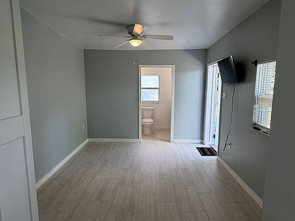4th image of 2815 Rogan Rd
