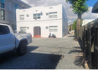 1322 SW 7th St APT 8, Miami, FL 33135