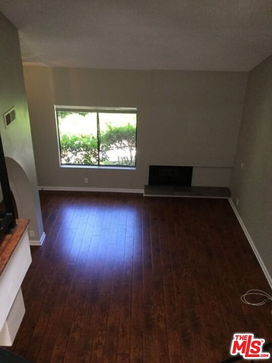 1st image of 5108 Gaslight Ln