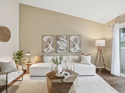 371 Shadow Run Dr, San Jose, CA, 95110