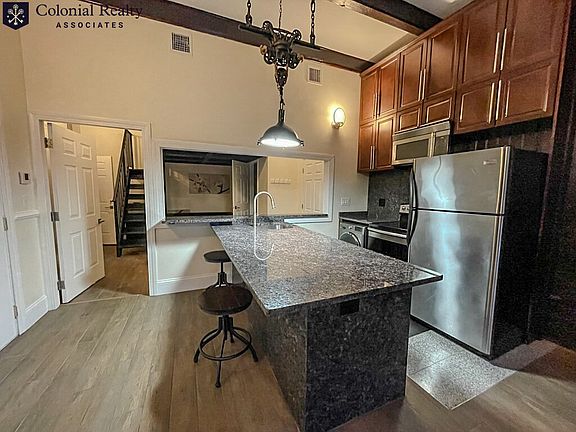 2nd image of 21 Saint Marys Ct #14