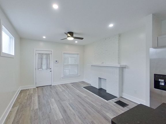 4th image of 322-324 Woodland Ave #322