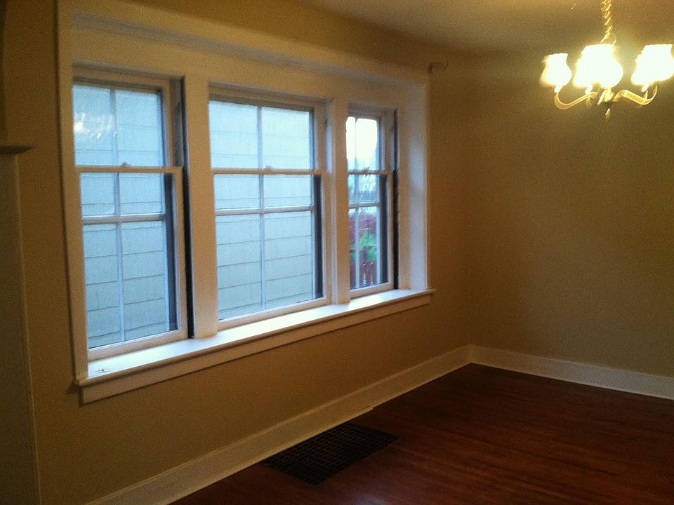 1st image of 74 Koester St