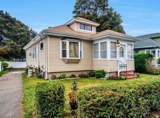 35 Rosalind Rd, Weymouth, MA 02191