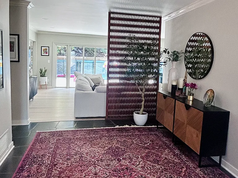 16641 Park Lane Cir — Photo 5