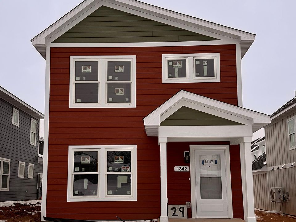 1st image of 1342 Winthrop St N