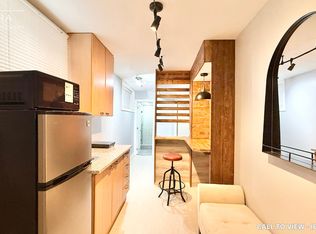 51 Purdon Dr #B, Toronto, ON M3H 4W9