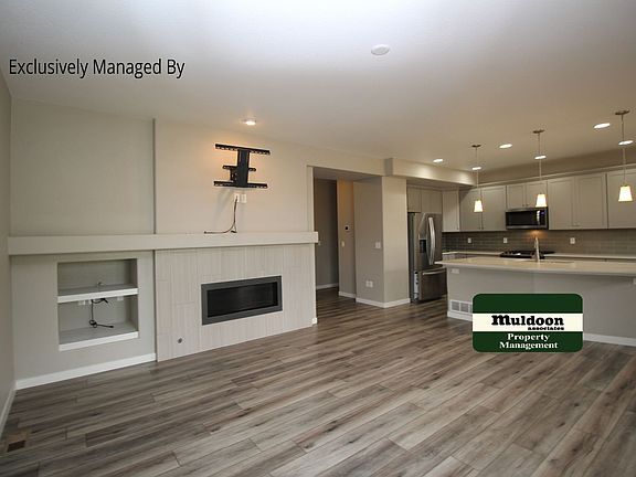 3rd image of 2322 Pelican Bay Dr