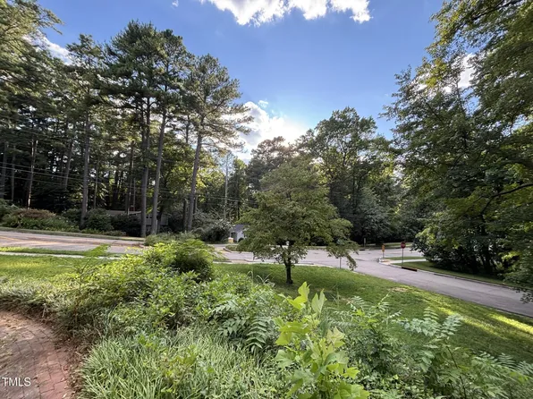 752 Currituck Dr, Raleigh, NC 27609