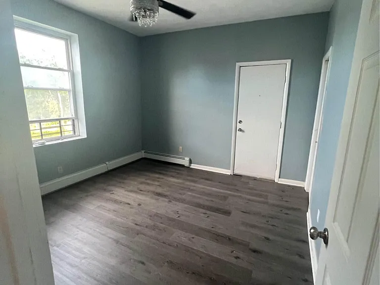 290 Ogden St #C5 — Photo 11