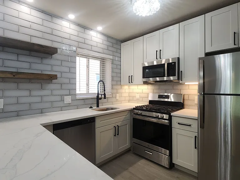6401 Nottingham Avenue — Photo 8