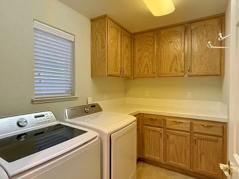 3574 Altamira Ter — Photo 17