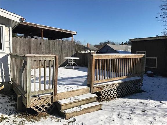 3rd image of 3238 Freemansburg Ave