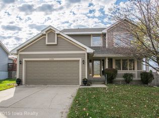 6580 Center St, West Des Moines, IA 50266