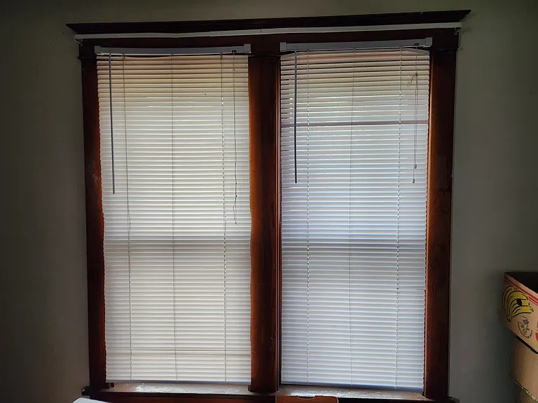 223 Broadway St — Photo 33