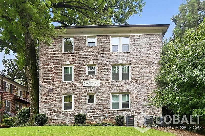 57 Lafayette Dr NE #3