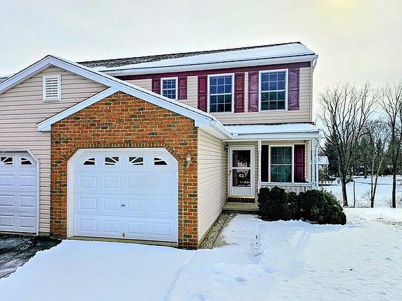 2nd image of 42 Beverly Dr