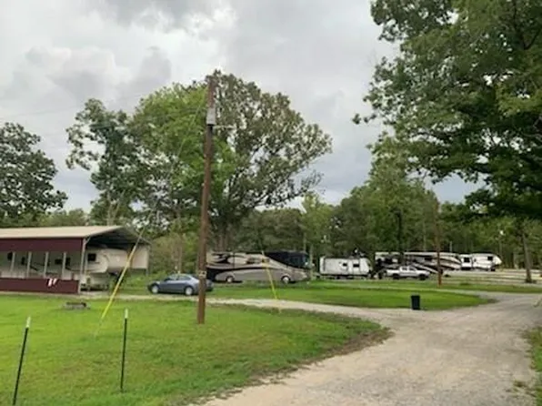 4787 Eva Rd, Camden, TN 38320