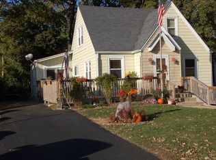 7626 South Dr, Wonder Lake, IL 60097