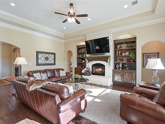 4th image of 5171 Mandarin Way