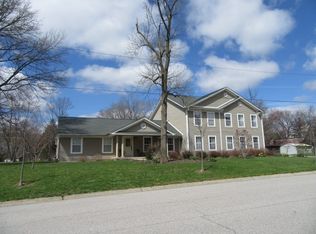 1114 Oakhurst Dr, West Lafayette, IN 47906