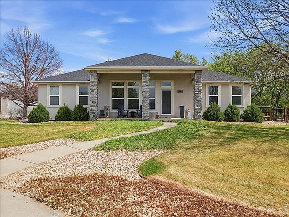 4th image of 1102 Corona Dr