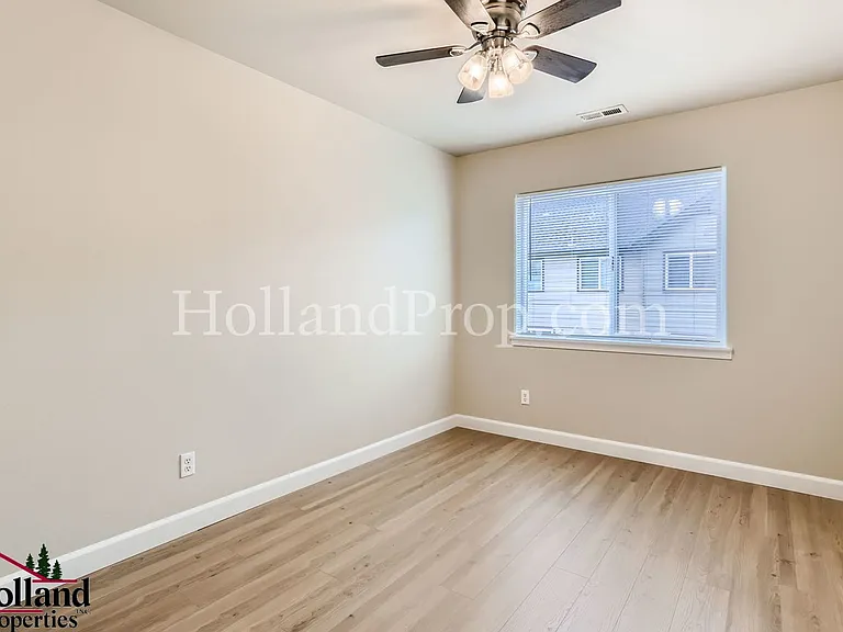 4815 SE Teakwood St — Photo 23