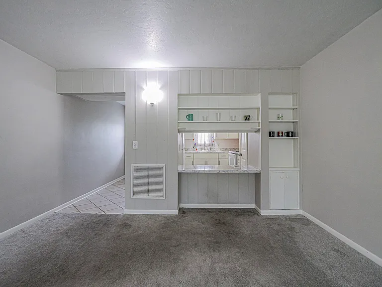677 Royal Palm Blvd #12 — Photo 7
