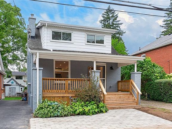 3rd image of 304 Park St W