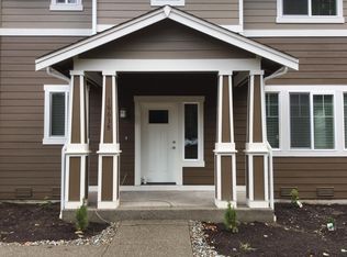 1663 Burnside Pl UNIT B, Dupont, WA 98327
